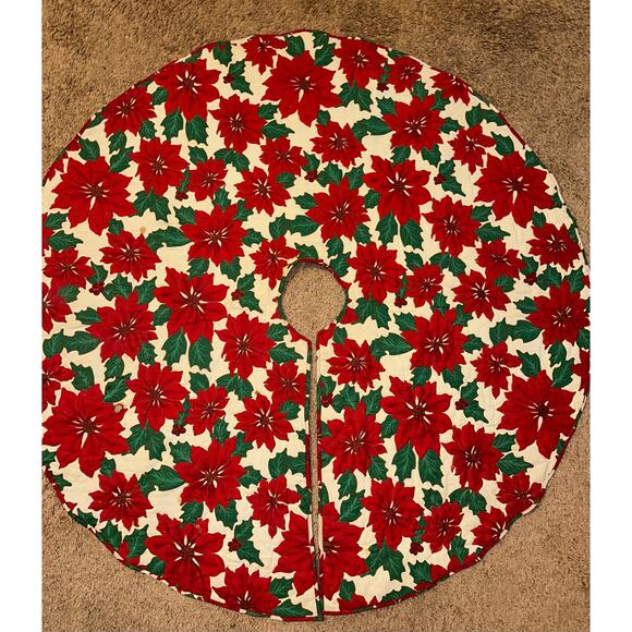 Handmade Quilted Poinsettia Christmas Tree Skirt - Picture 1 of 12